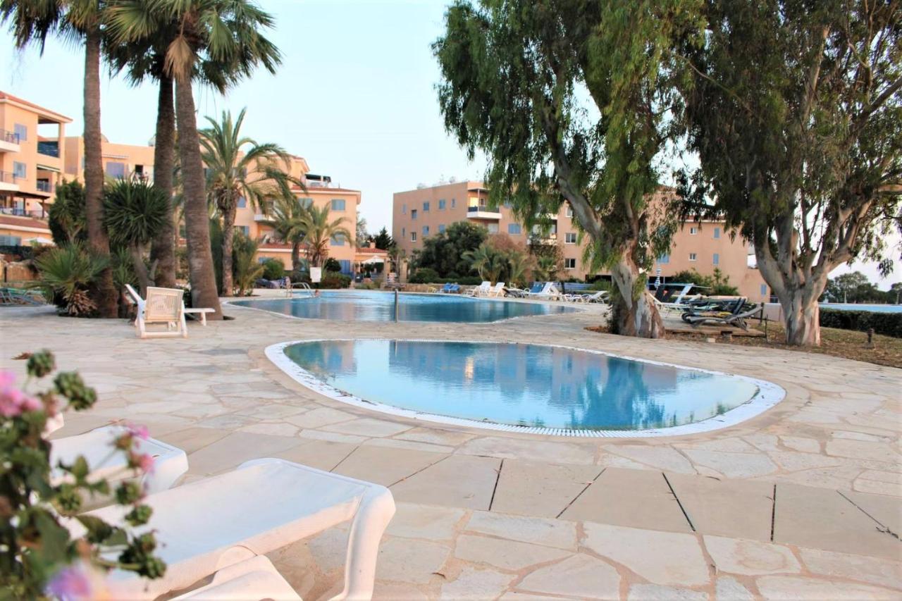 Cosea Living: Seaside 2 Bedroom Flat Kings Palace 209 Paphos Exterior foto